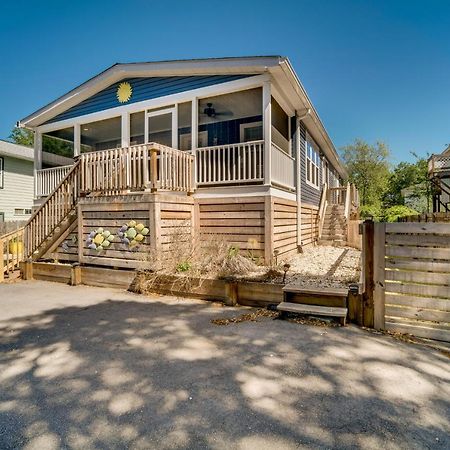Charleston Home With Porch - 3 Mi To Folly Beach! المظهر الخارجي الصورة