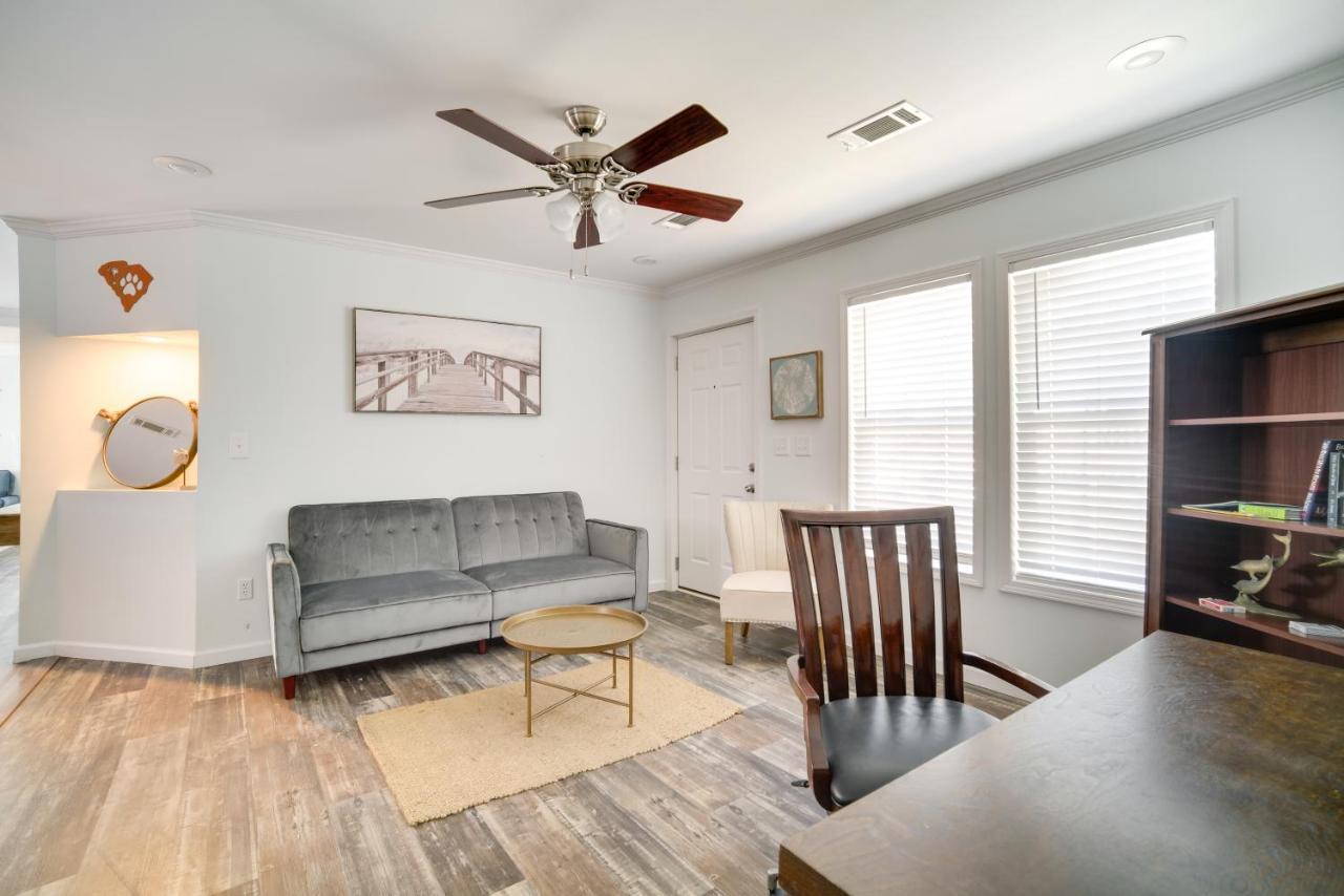 Charleston Home With Porch - 3 Mi To Folly Beach! المظهر الخارجي الصورة